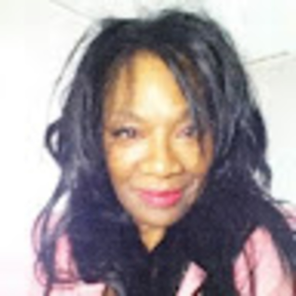 Meet your Posher, Valerie